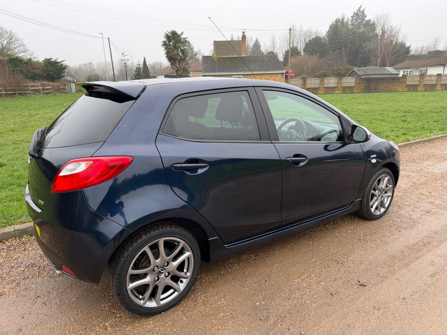 Used Mazda Mazda2 2014 for sale - 77143874: Photo 8