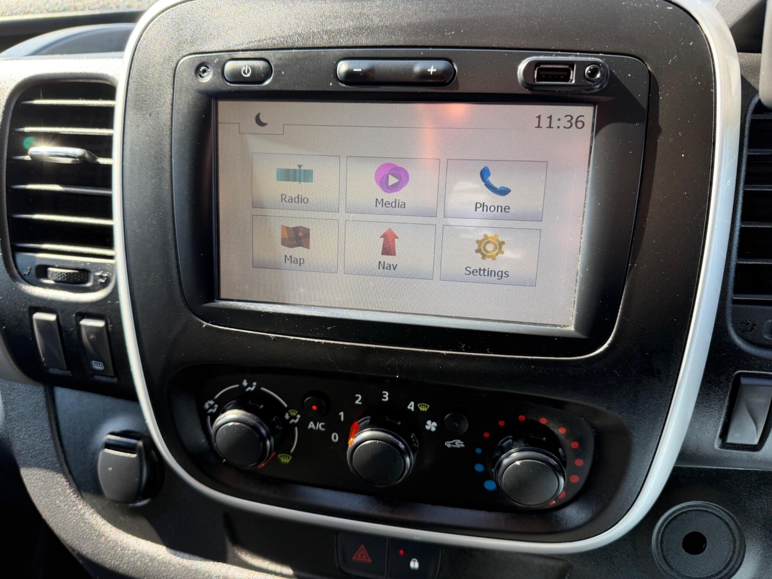 Used Renault Trafic 2017 for sale - 78034714: Photo 17