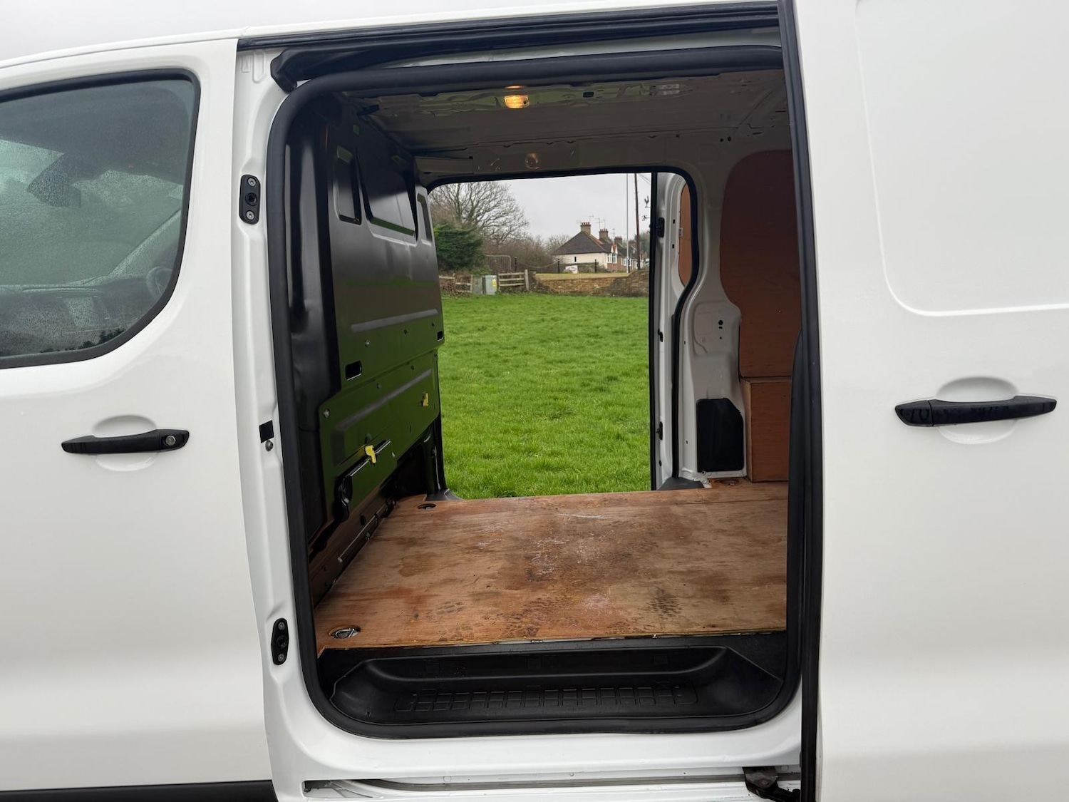 Used Peugeot Expert 2021 for sale - 76935749: Photo 17