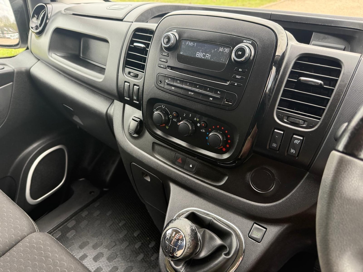 Used Vauxhall Vivaro for sale - 78220203: Photo 17