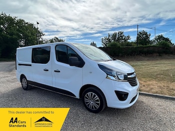 Used Vauxhall Vivaro 2018 for sale - 79324600: Photo
