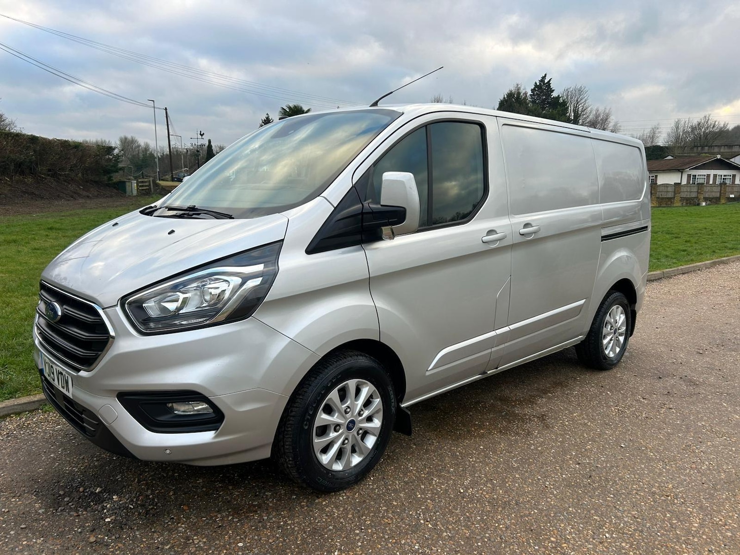 Used Ford Transit Custom 2019 for sale - 77376768: Photo 2