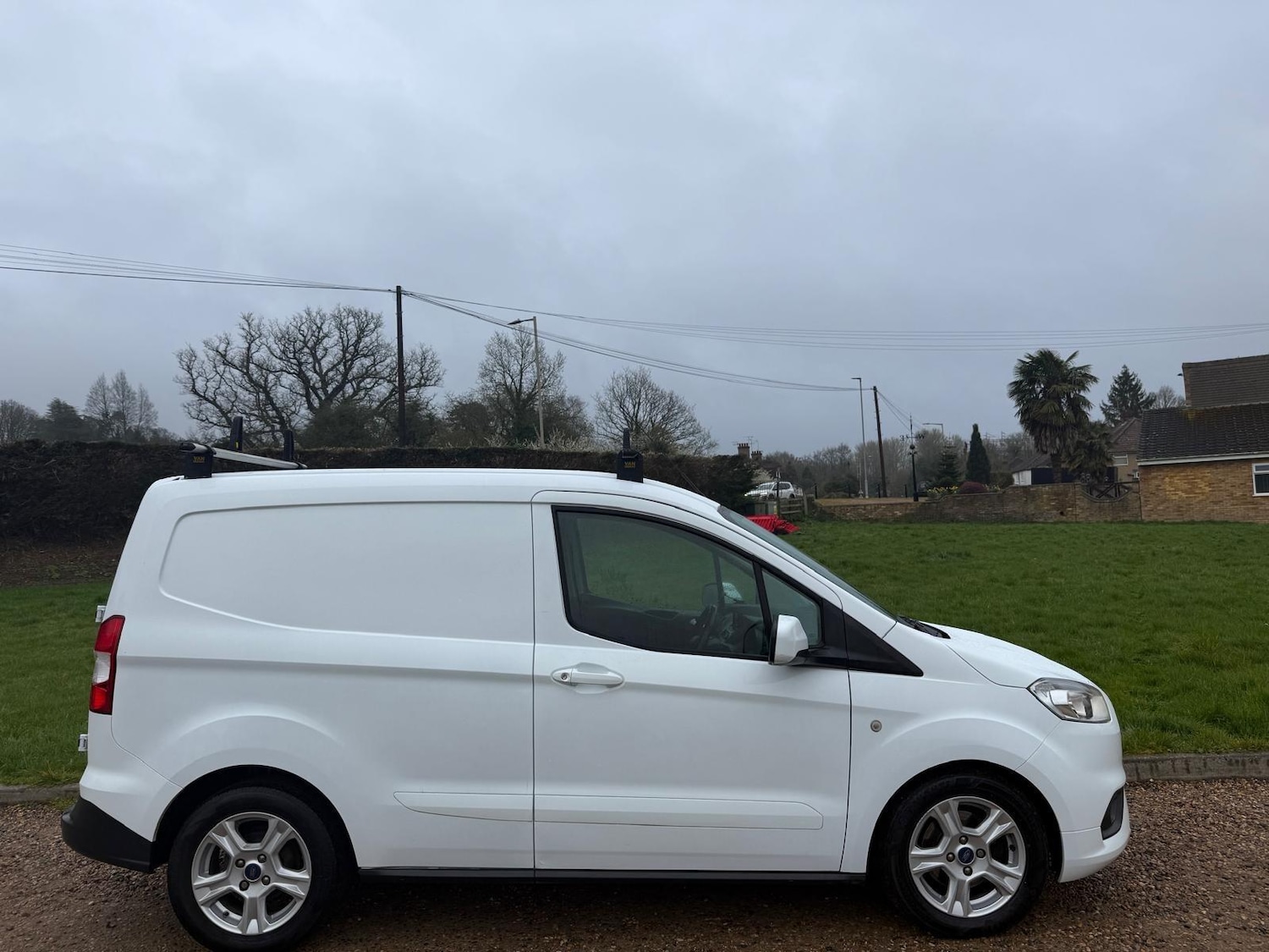Used Ford Transit Courier for sale - 78048096: Photo 9