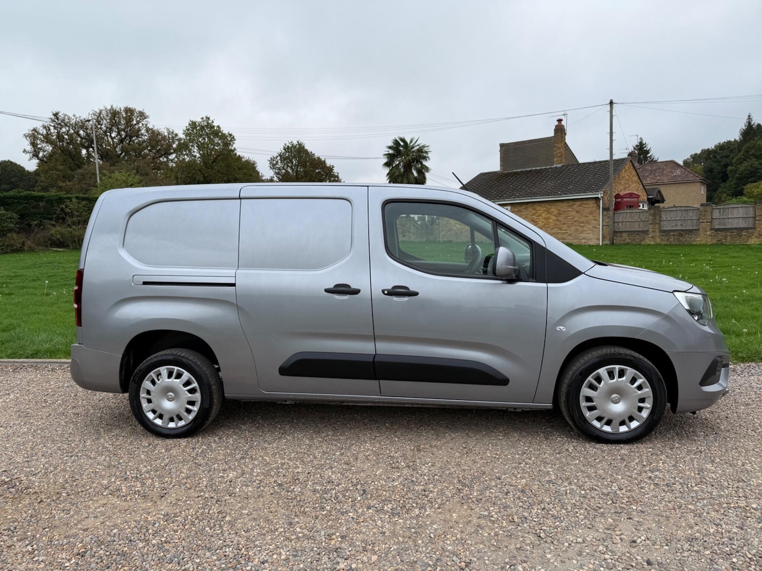 Used Vauxhall Combo 2019 for sale - 76283014: Photo 2