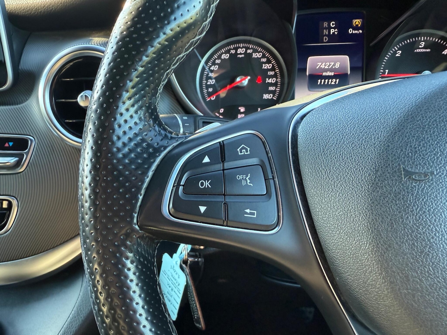 Used Mercedes-Benz V-Class 2017 for sale - 77108738: Photo 22