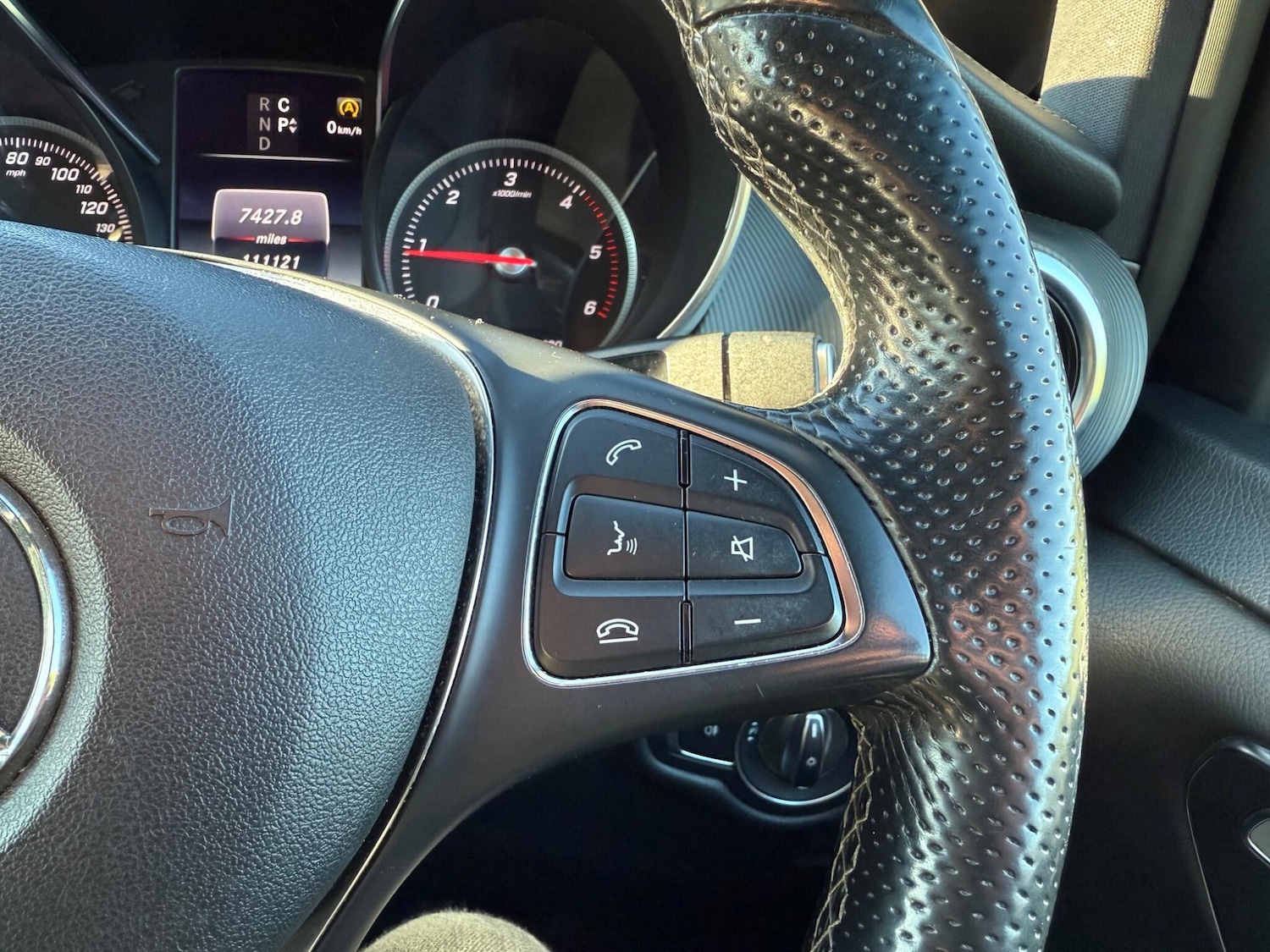 Used Mercedes-Benz V-Class 2017 for sale - 77108738: Photo 25