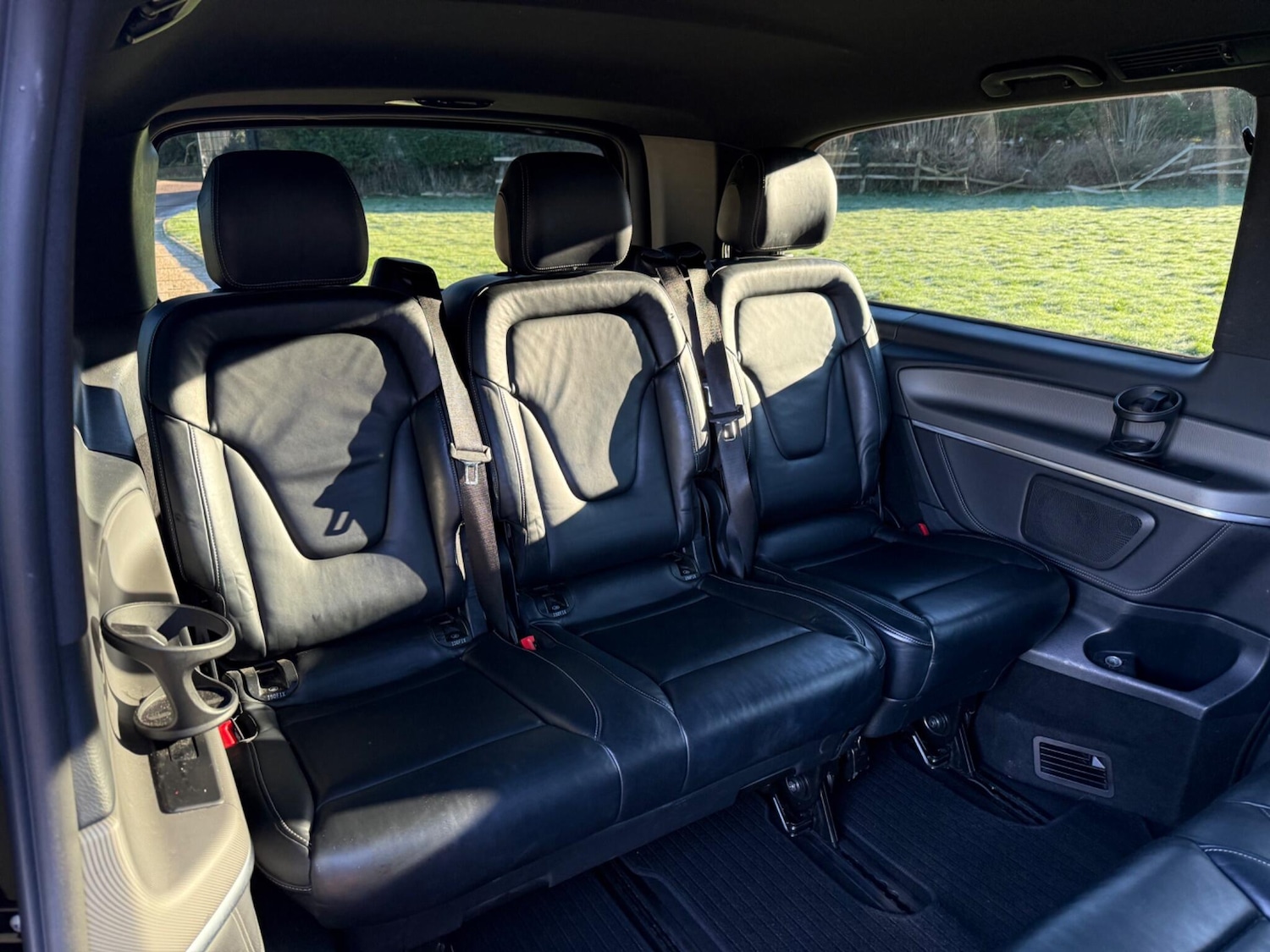 Used Mercedes-Benz V-Class 2017 for sale - 77108738: Photo 30