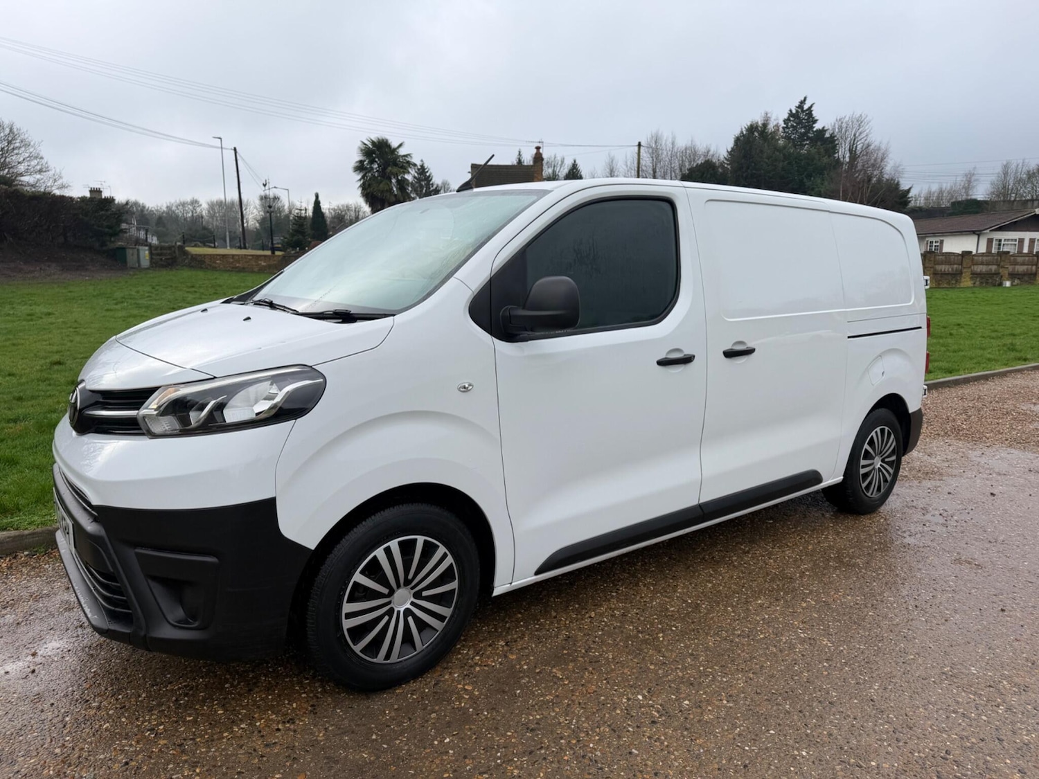 Used Toyota ProAce 2023 for sale - 77537956: Photo 5