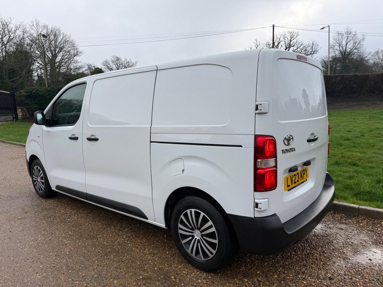 Used Toyota ProAce 2023 for sale - 77537956: Photo 6