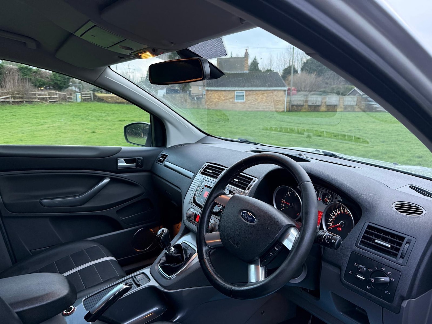 Used Ford Kuga 2011 for sale - 77190523: Photo 11