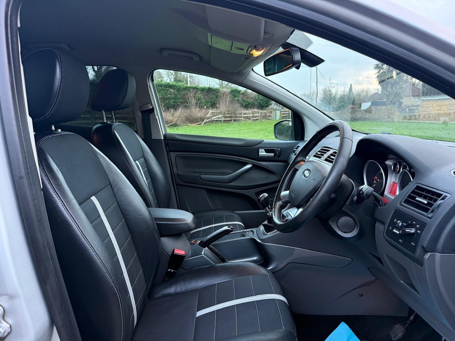 Used Ford Kuga 2011 for sale - 77190523: Photo 12