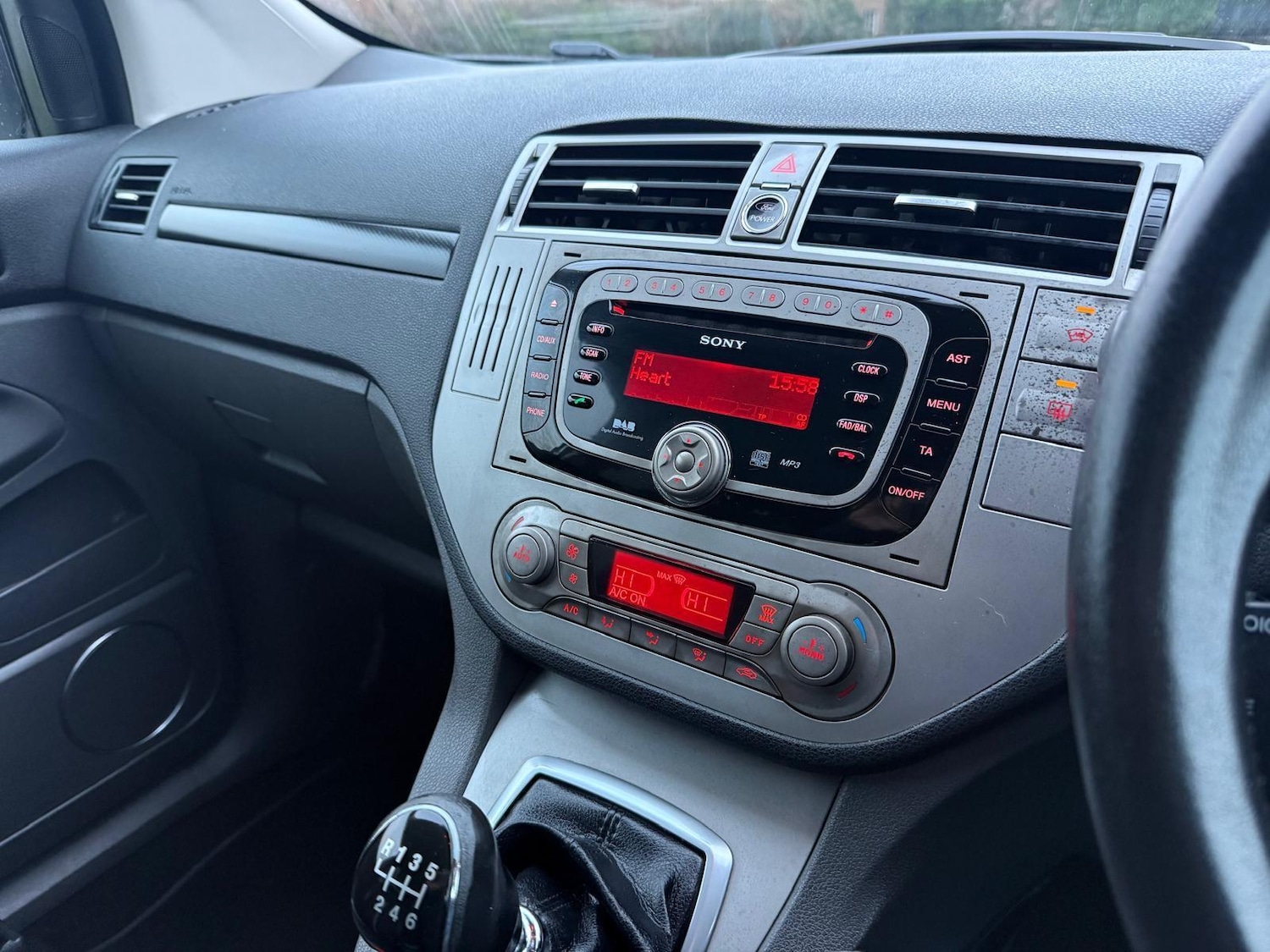 Used Ford Kuga 2011 for sale - 77190523: Photo 19