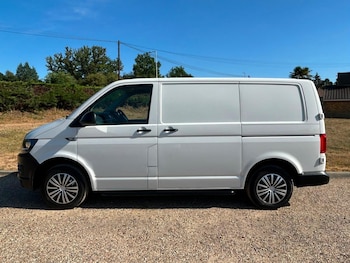 Used Volkswagen Transporter 2019 for sale - 79464649: Photo