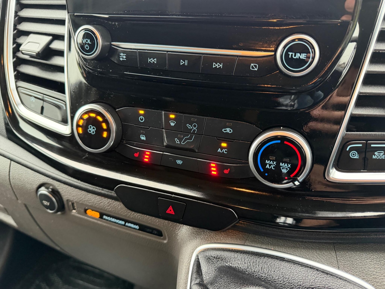 Used Ford Transit Custom 2019 for sale - 77143018: Photo 19