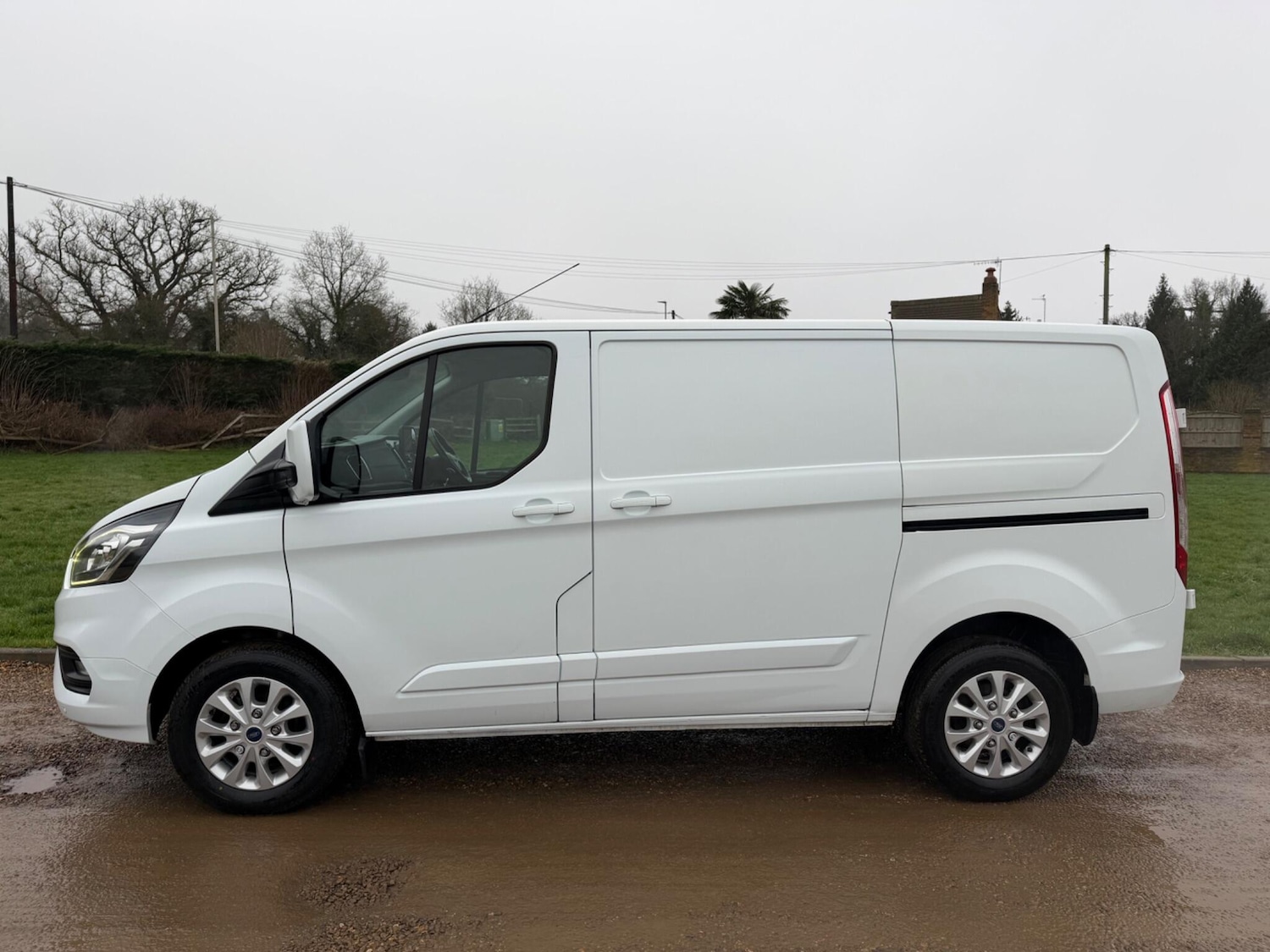 Used Ford Transit Custom 2019 for sale - 77143018: Photo 2