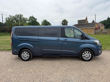 Used Ford Tourneo Custom 2019 for sale - 78751597: Photo