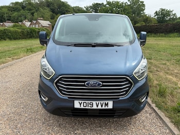Used Ford Tourneo Custom 2019 for sale - 78751597: Photo