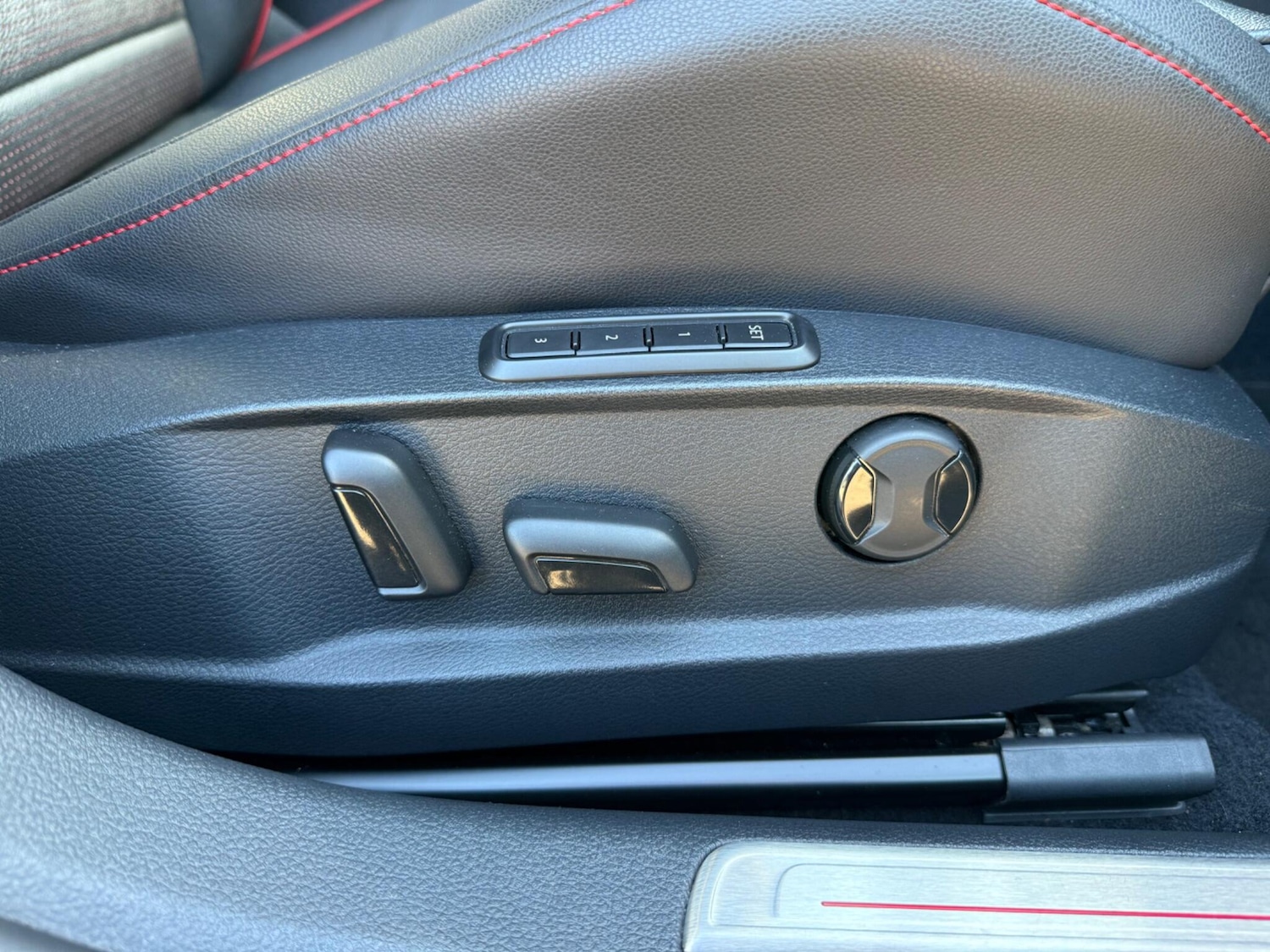 Used Volkswagen Golf 2020 for sale - 76397952: Photo 18