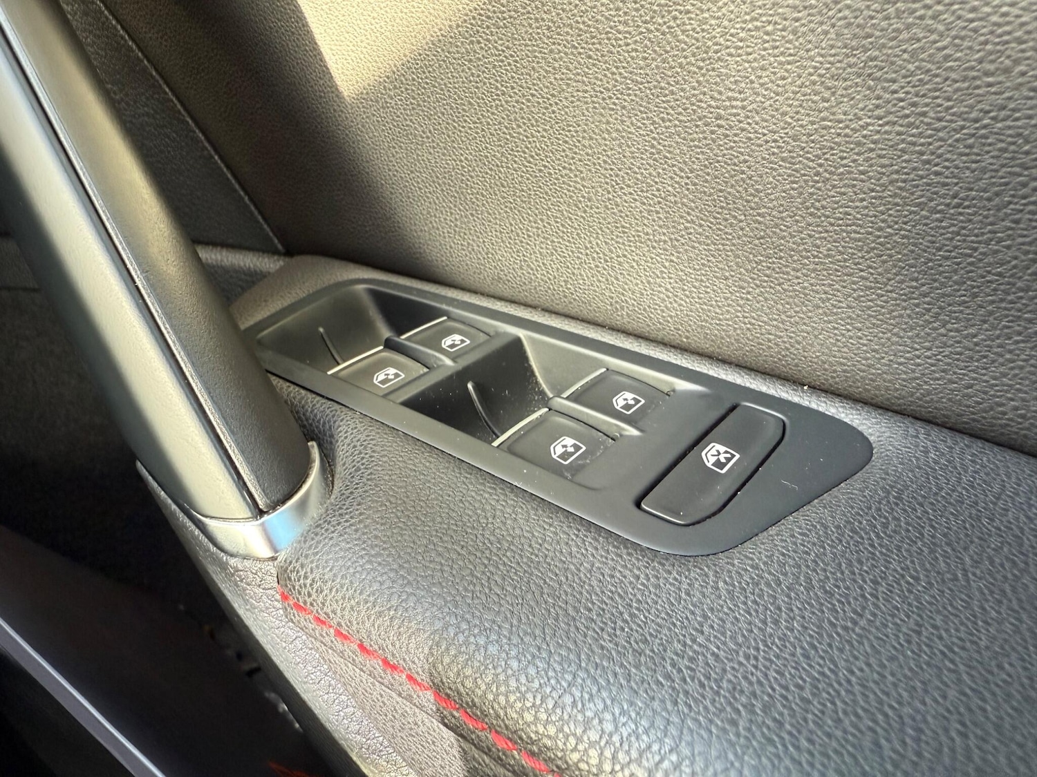 Used Volkswagen Golf 2020 for sale - 76397952: Photo 32