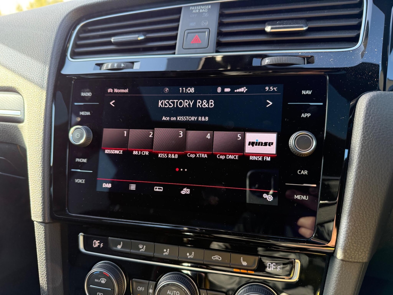 Used Volkswagen Golf 2020 for sale - 76397952: Photo 33