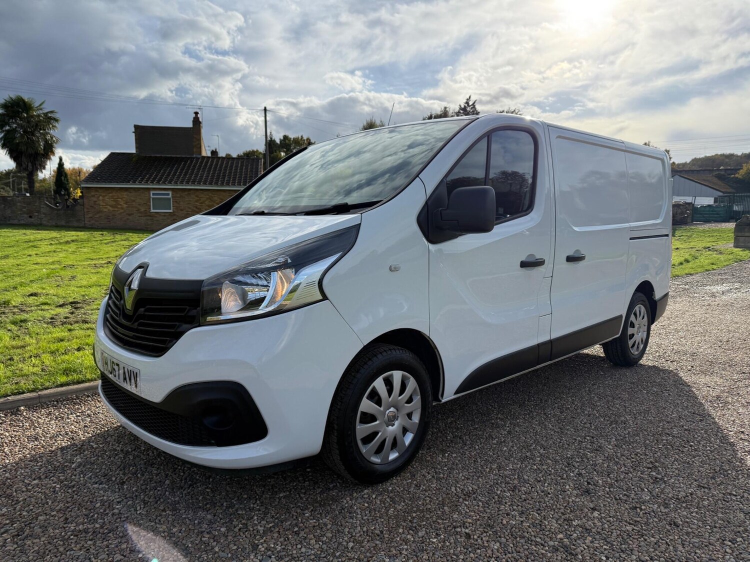 Used Renault Trafic 2017 for sale - 76349181: Photo 6