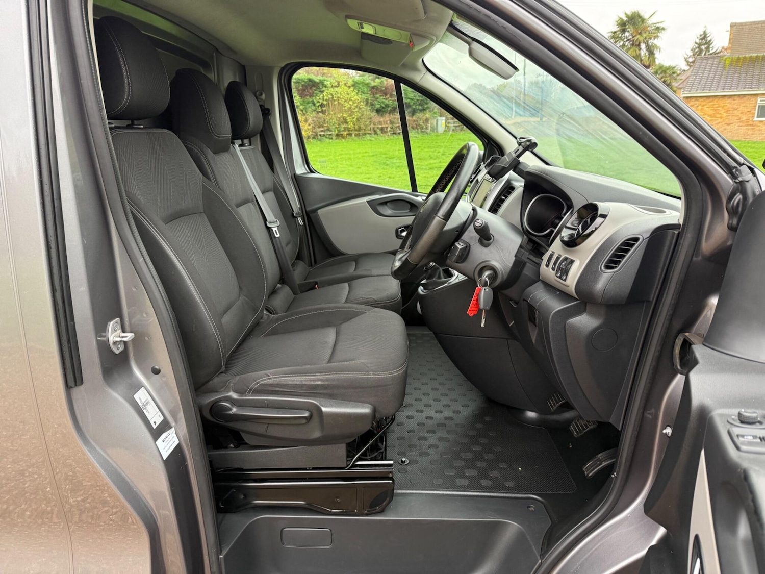 Used Renault Trafic 2017 for sale - 76550460: Photo 16