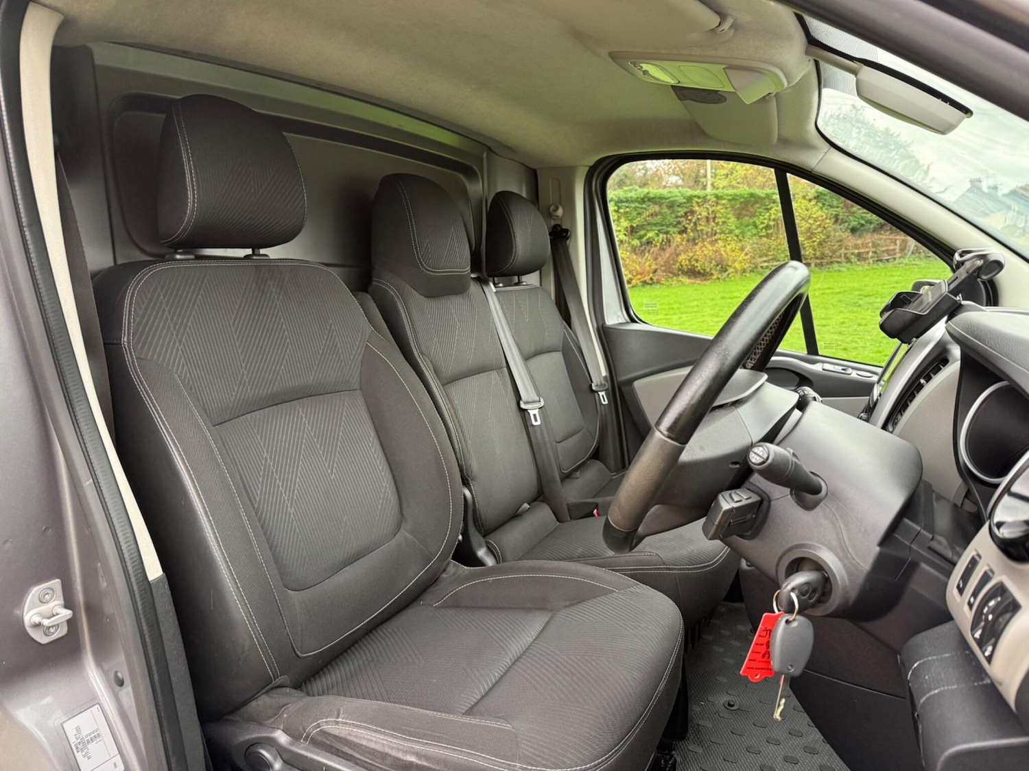 Used Renault Trafic 2017 for sale - 76550460: Photo 24