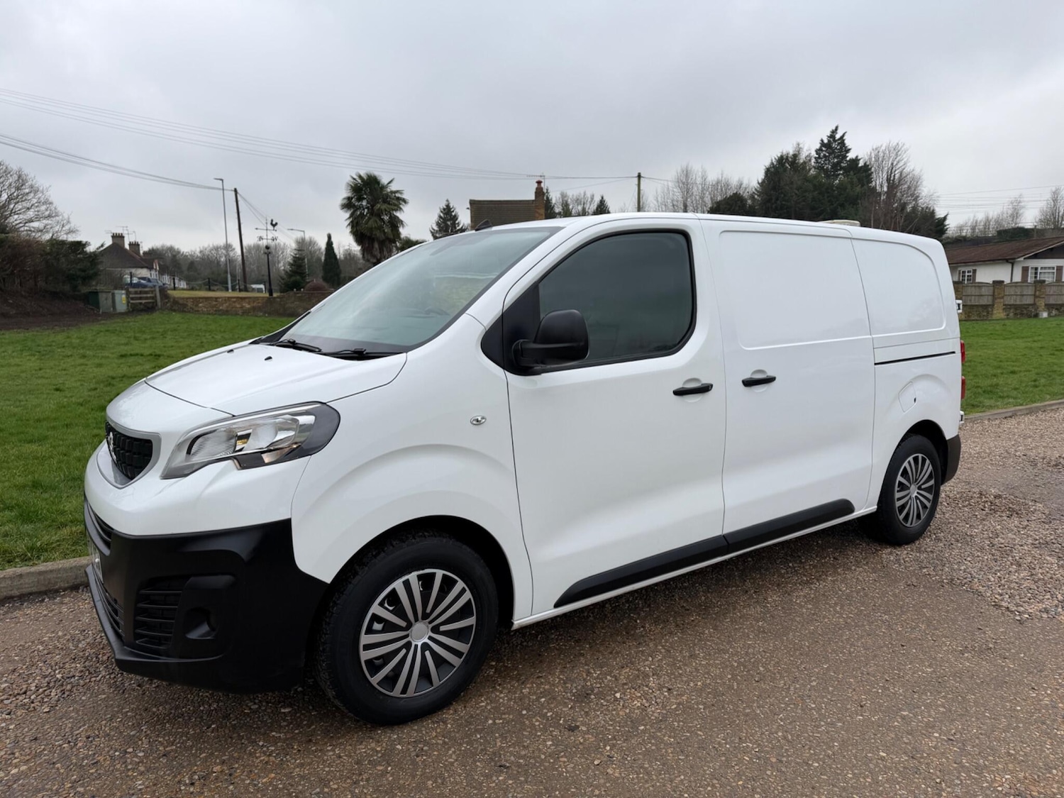 Used Peugeot Expert 2021 for sale - 77330774: Photo 2