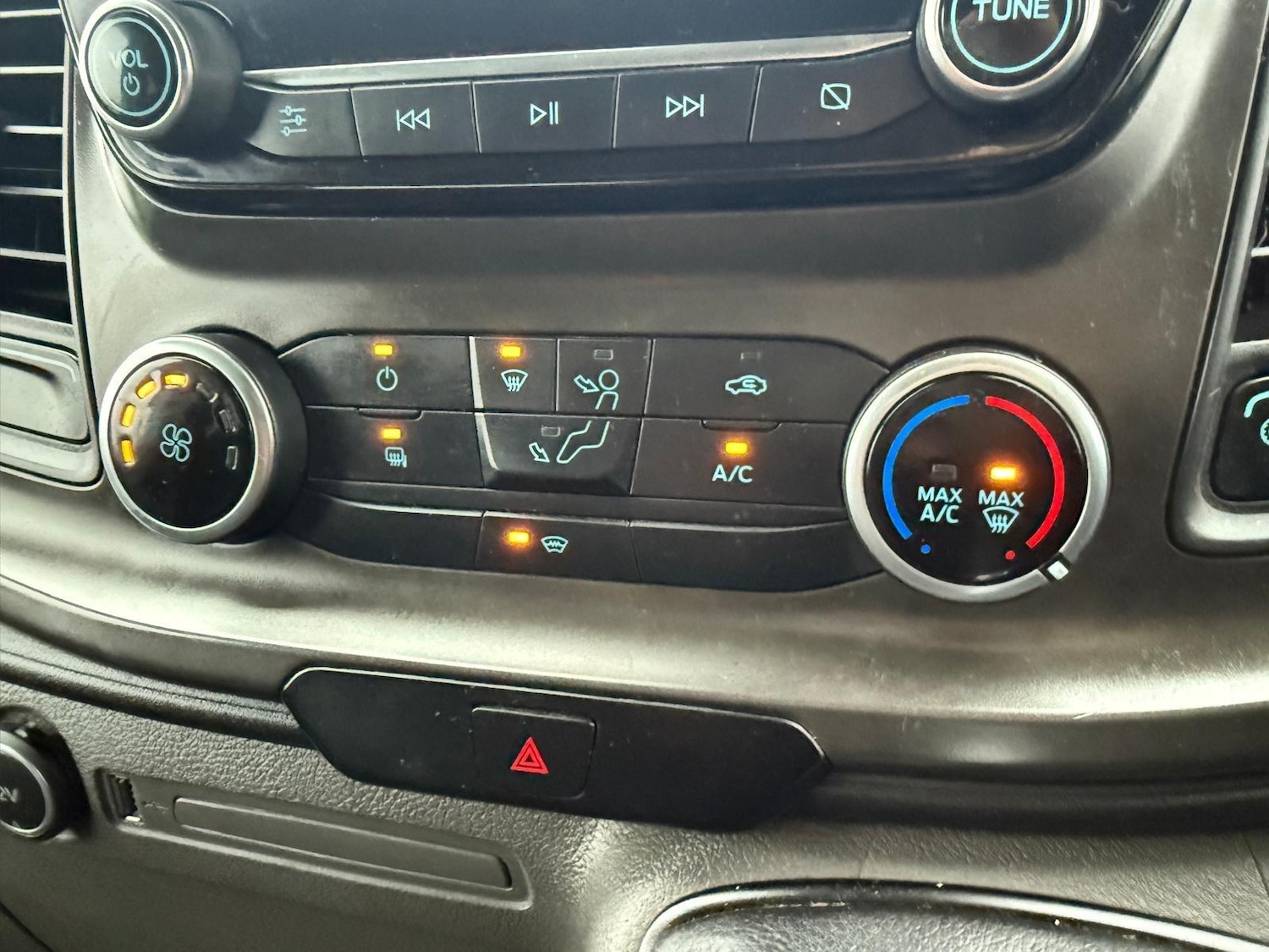 Used Ford Transit Custom 2020 for sale - 76671520: Photo 21