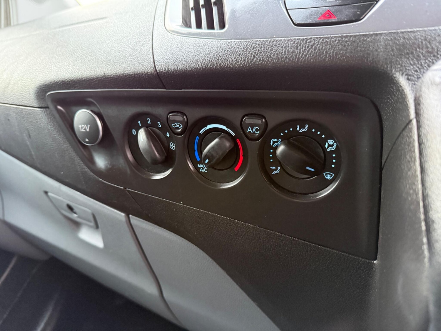 Used Ford Transit Custom 2017 for sale - 76619898: Photo 17