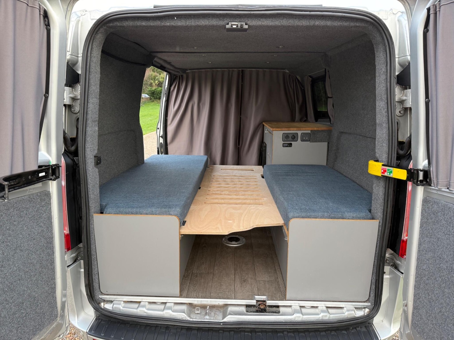 Used Ford Transit Custom 2017 for sale - 76619898: Photo 3