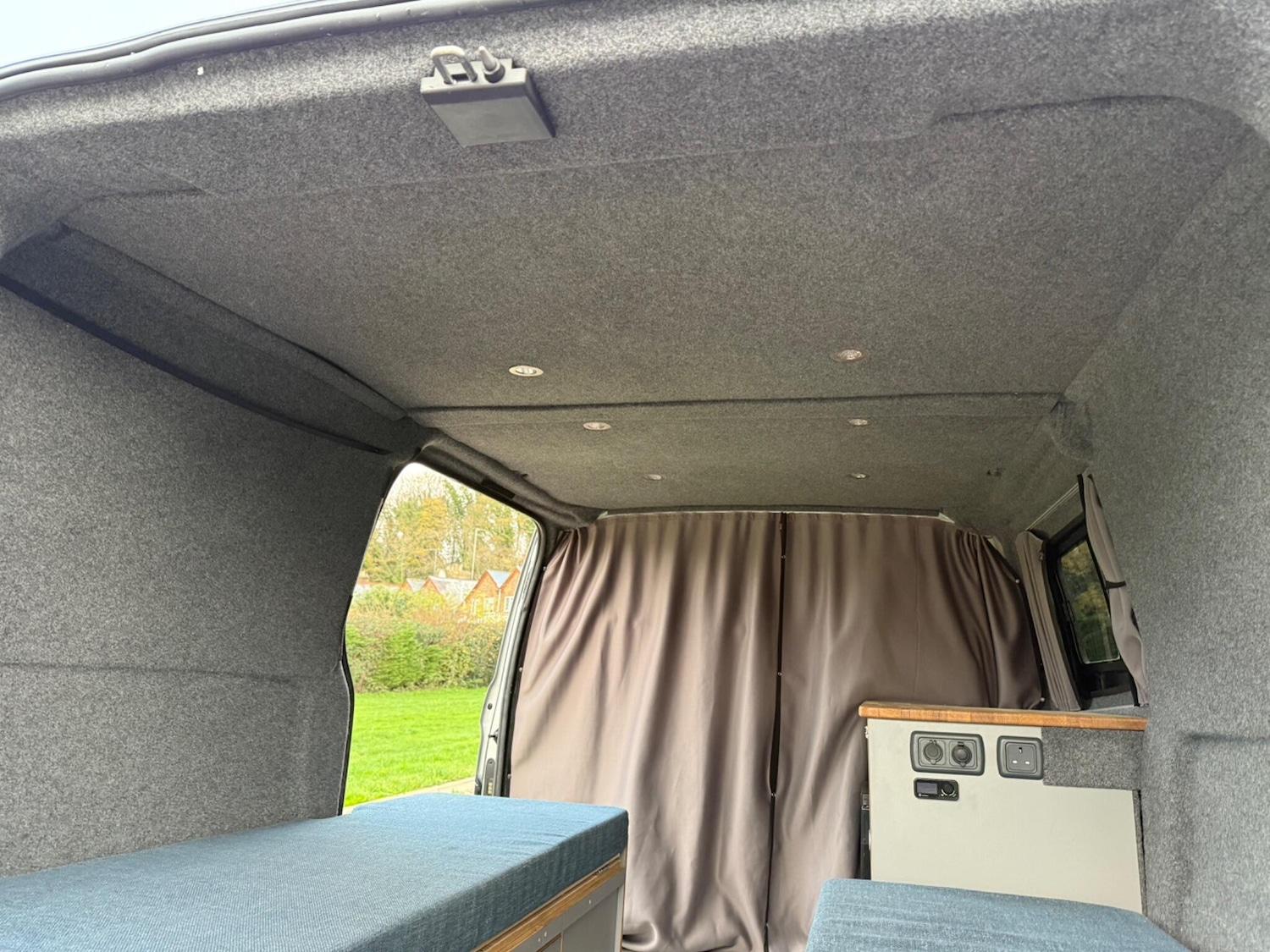 Used Ford Transit Custom 2017 for sale - 76619898: Photo 32