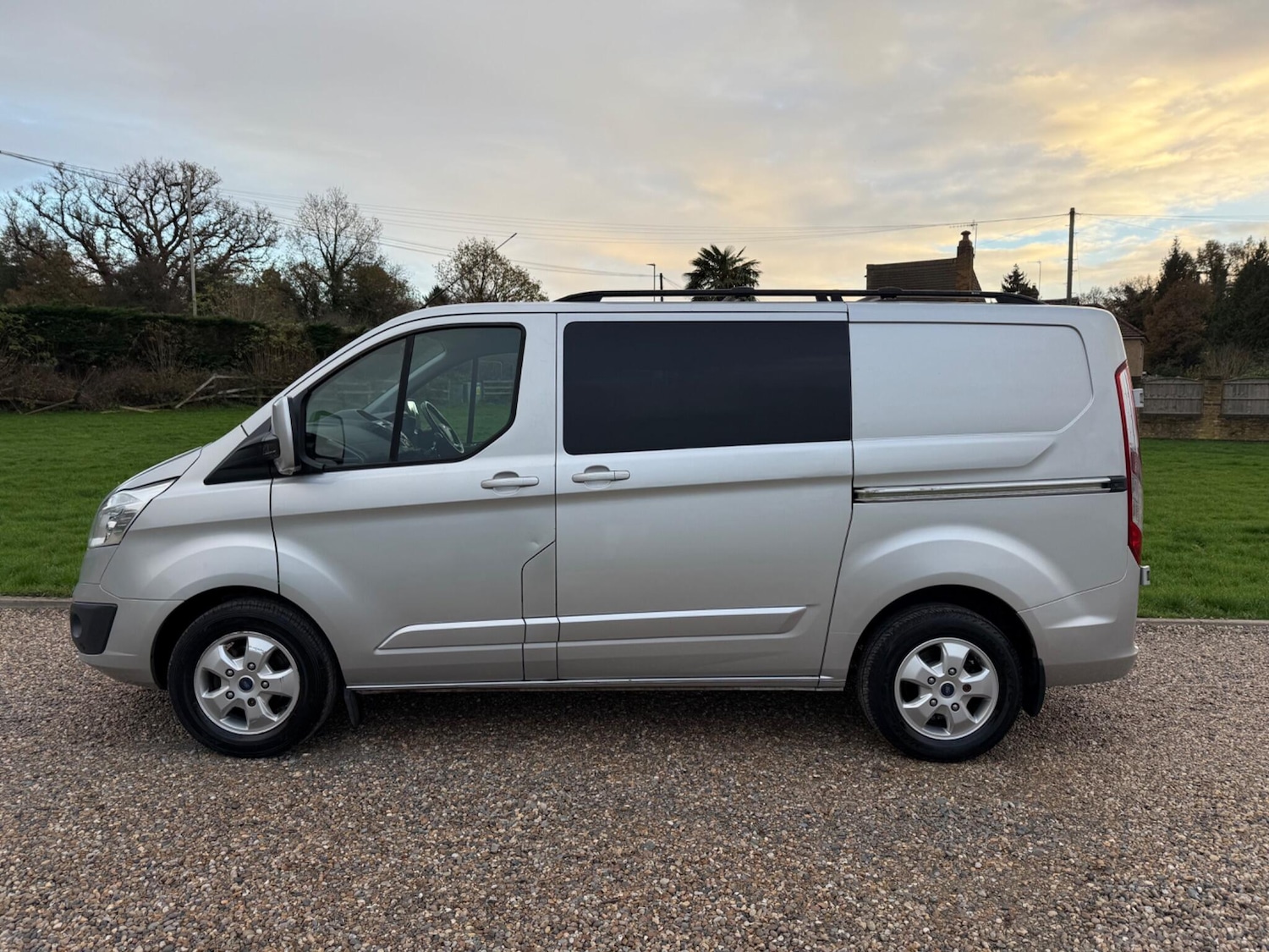 Used Ford Transit Custom 2017 for sale - 76619898: Photo 4