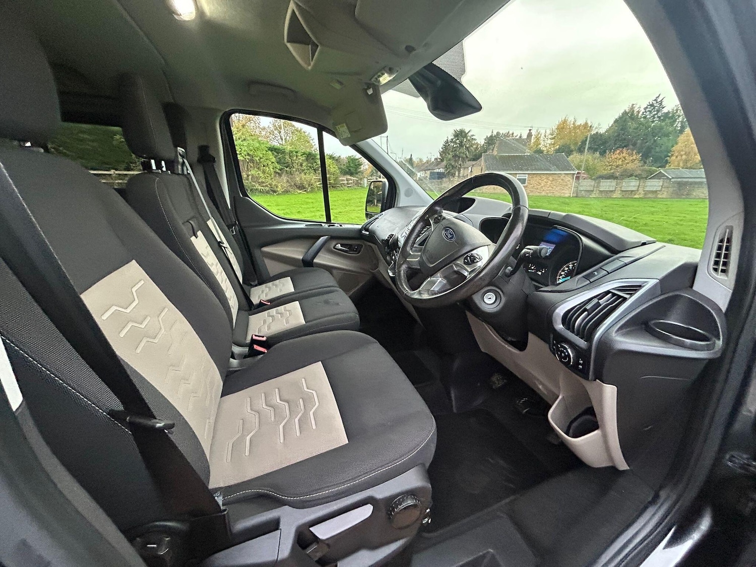 Used Ford Transit Custom 2017 for sale - 76432638: Photo 14