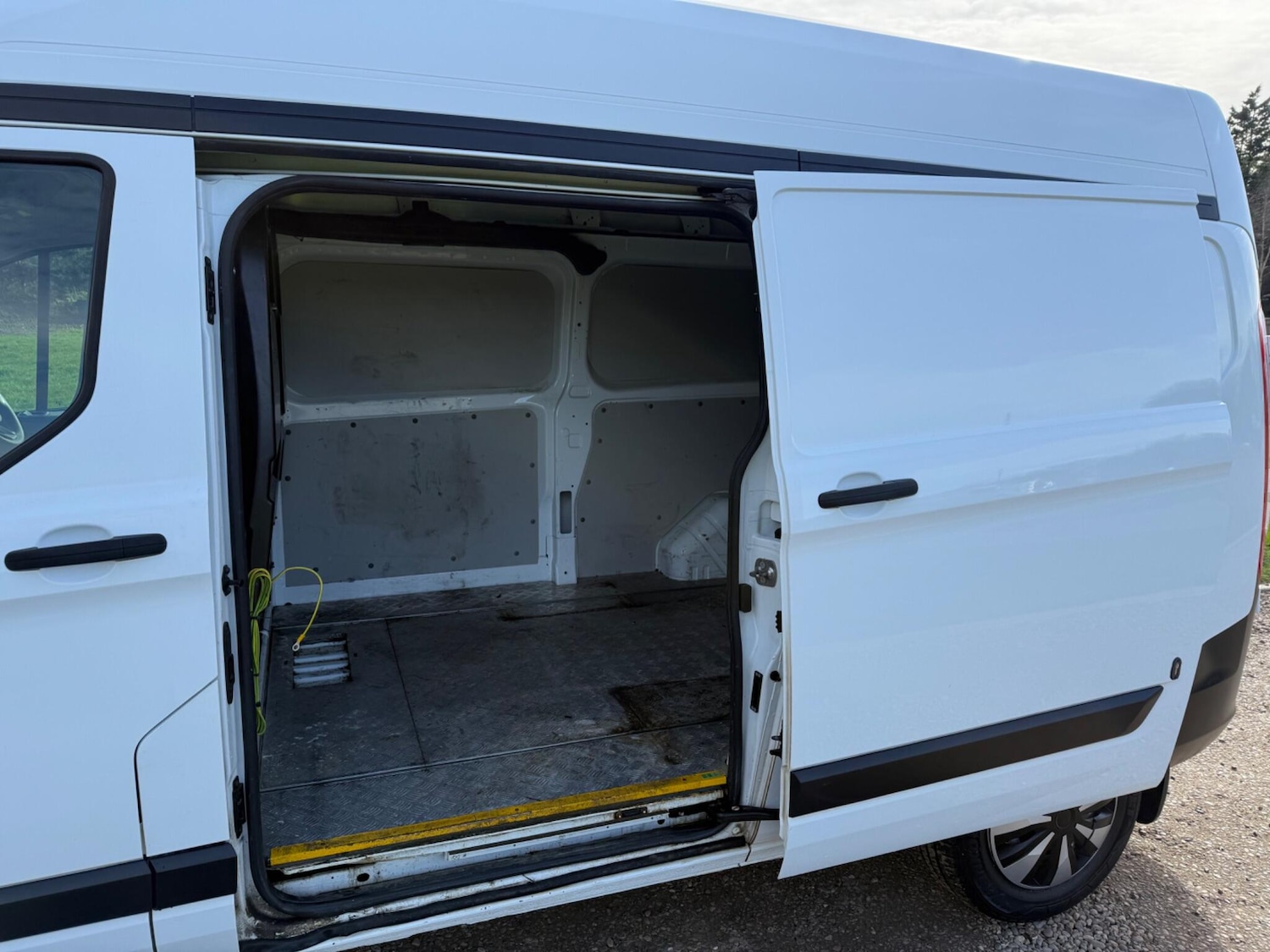 Used Ford Transit Custom for sale - 77824772: Photo 9