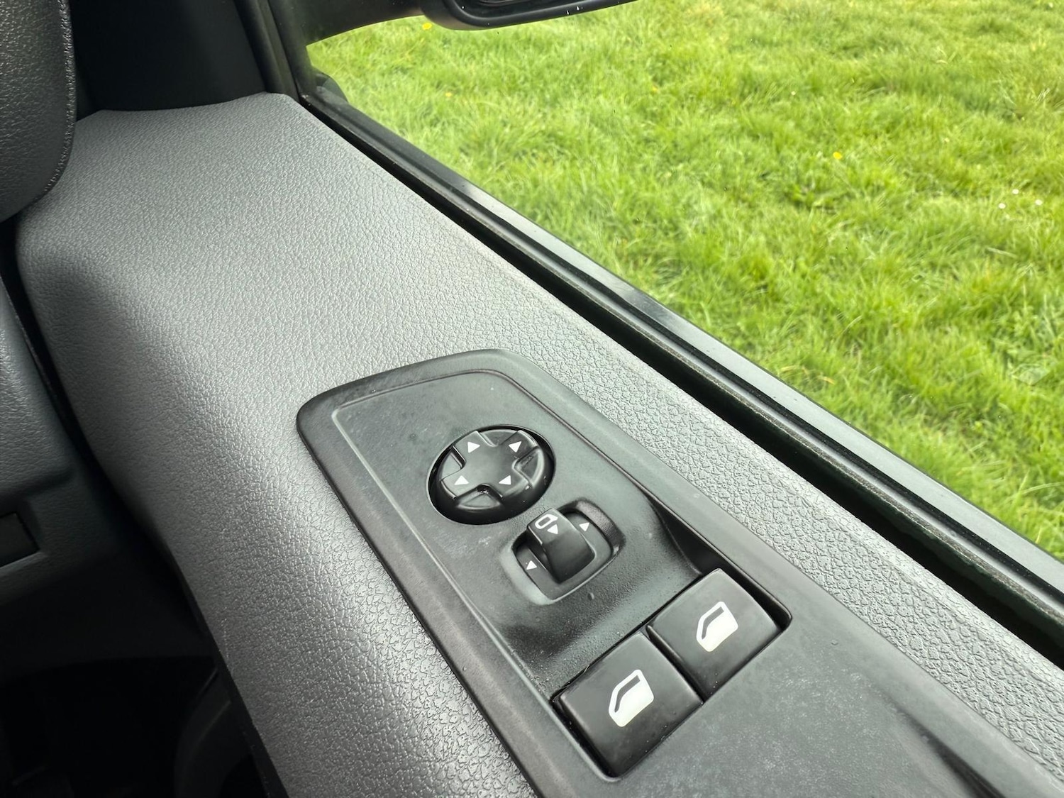 Used Vauxhall Vivaro for sale - 78048041: Photo 24