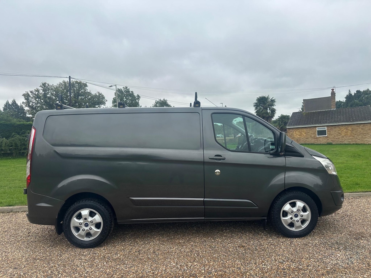 Used Ford Transit Custom 2017 for sale - 75991439: Photo 10