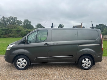 Used Ford Transit Custom 2017 for sale - 75991439: Photo 2