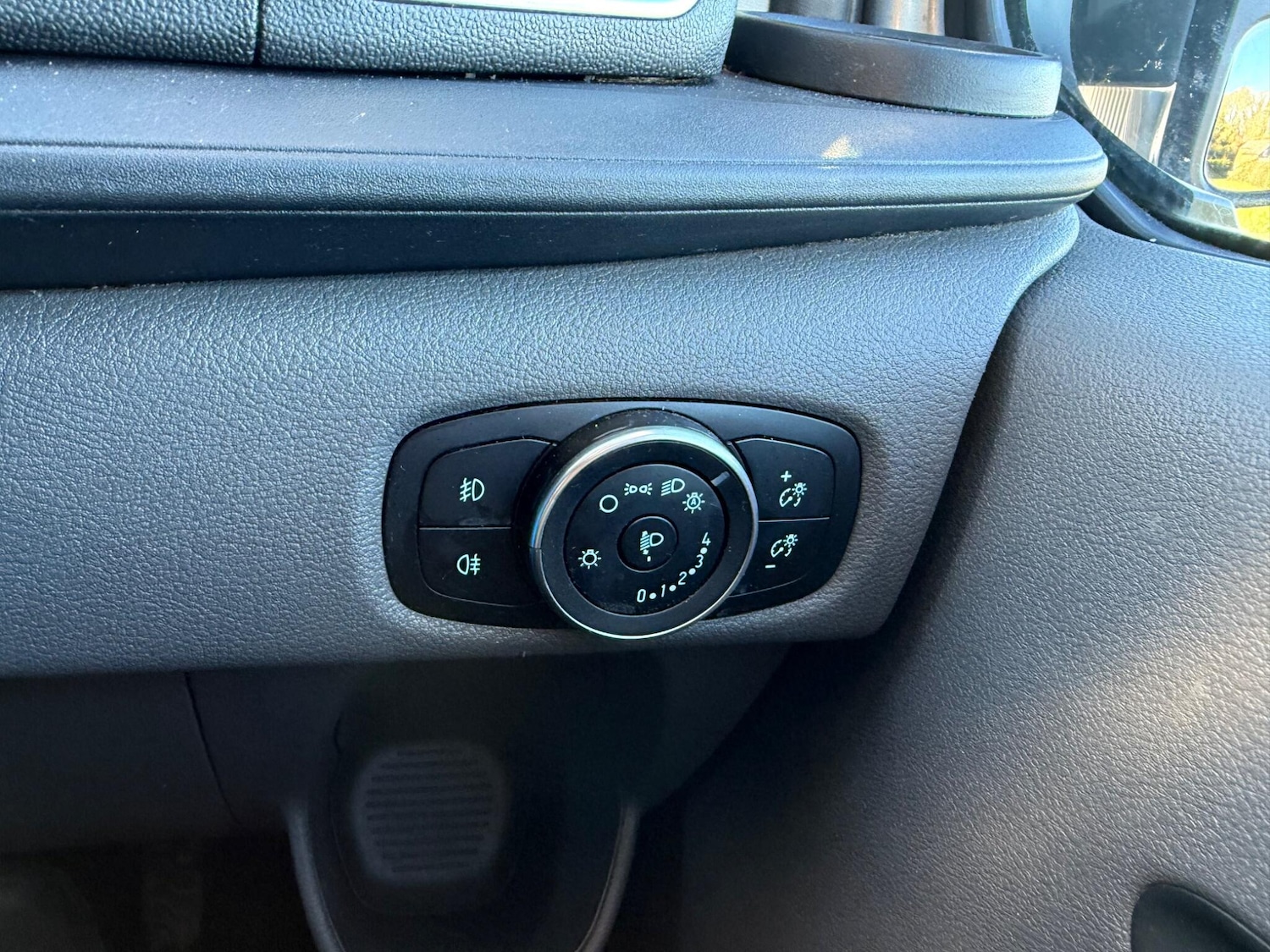 Used Ford Transit Custom 2018 for sale - 77109455: Photo 16