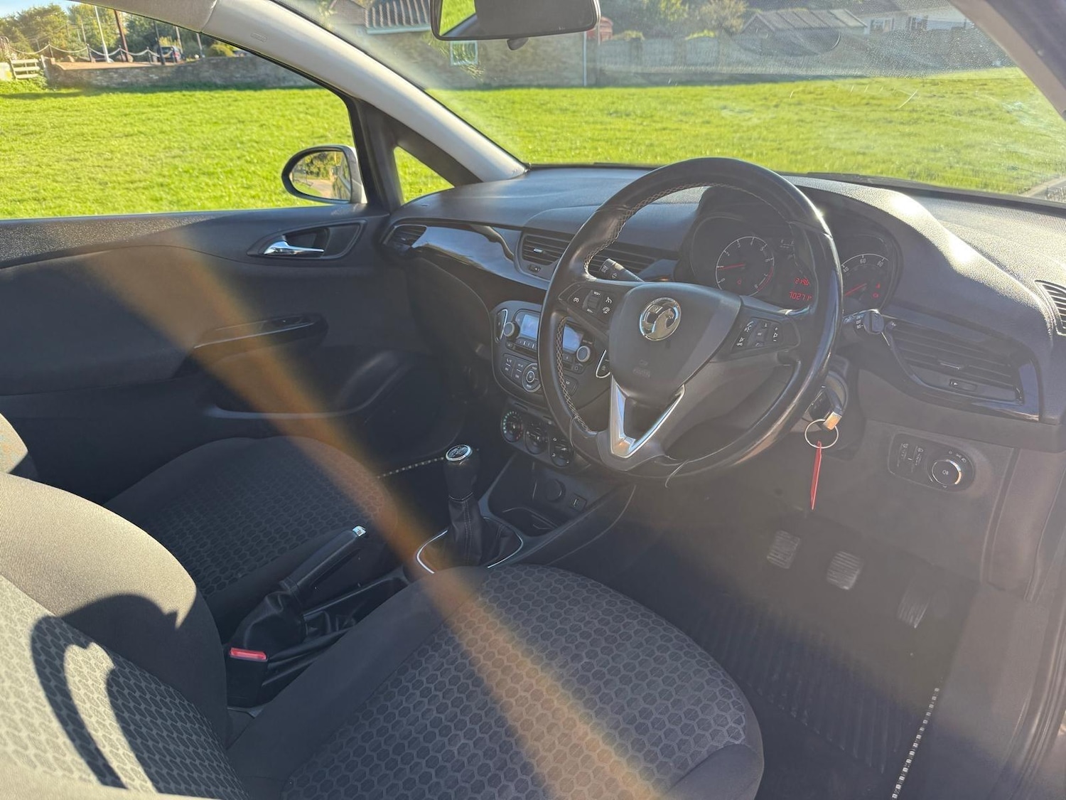 Used Vauxhall Corsa 2015 for sale - 76085277: Photo 11