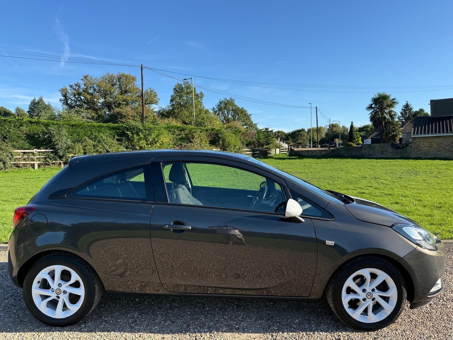 Used Vauxhall Corsa 2015 for sale - 76085277: Photo 8