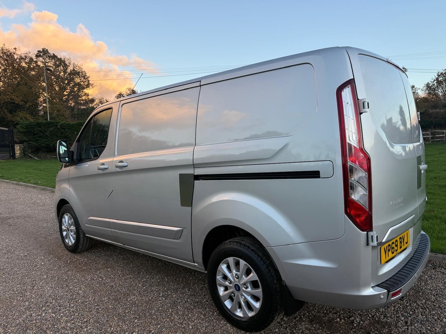 Used Ford Transit Custom 2019 for sale - 76527973: Photo 5