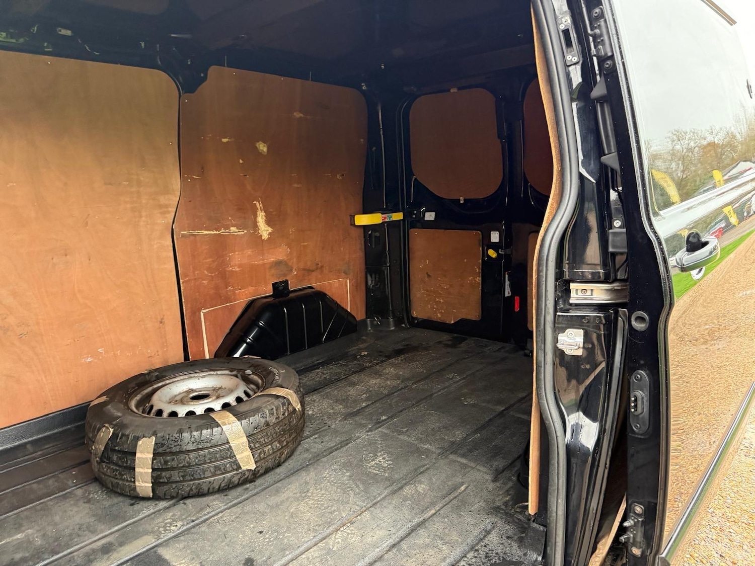 Used Ford Transit Custom 2017 for sale - 76990146: Photo 16