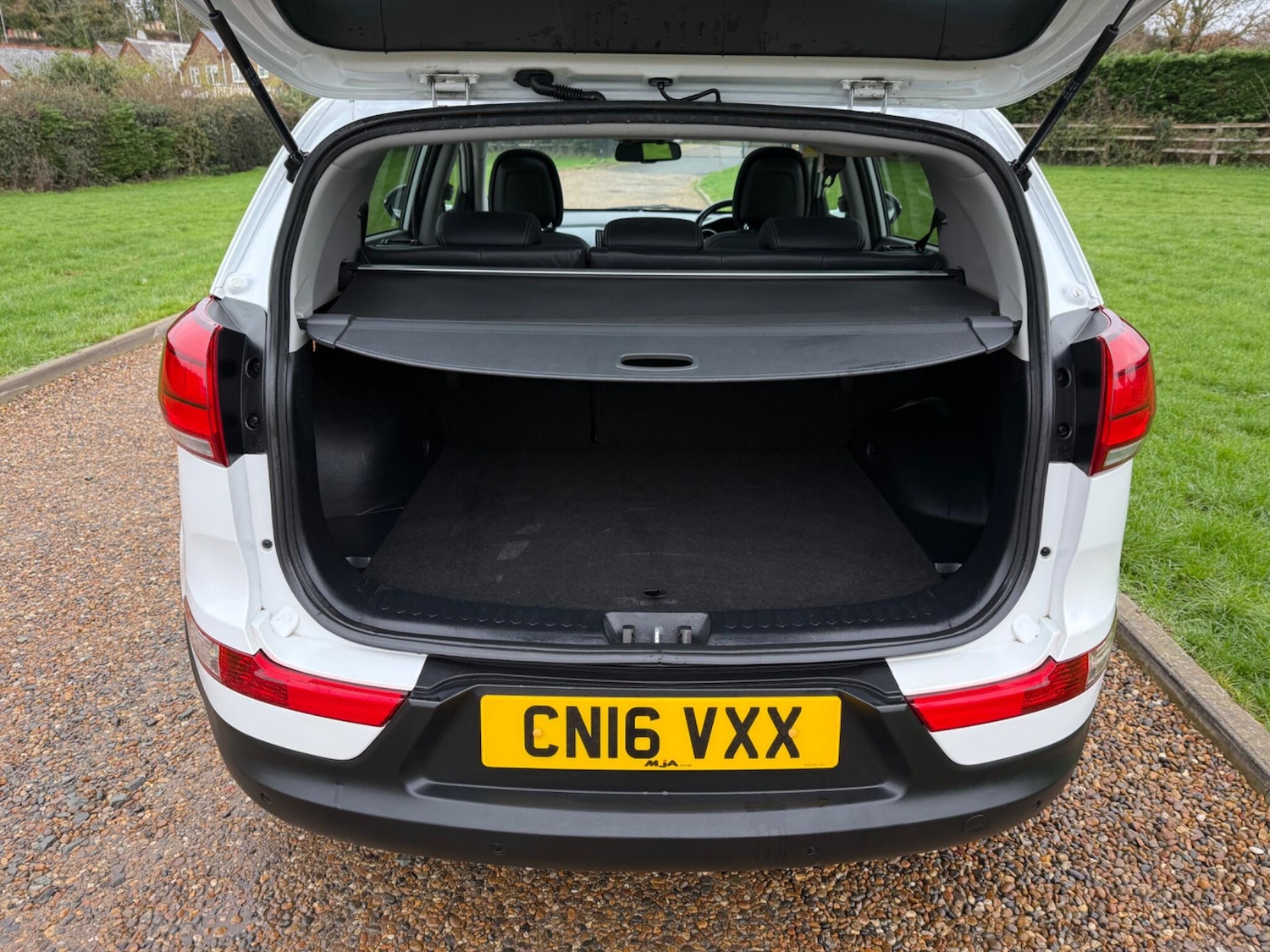 Used Kia Sportage 2016 for sale - 76765232: Photo 11