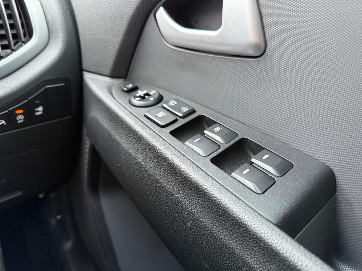 Used Kia Sportage 2016 for sale - 76765232: Photo 17