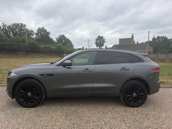 Used Jaguar F-Pace 2017 for sale - 79213093: Photo