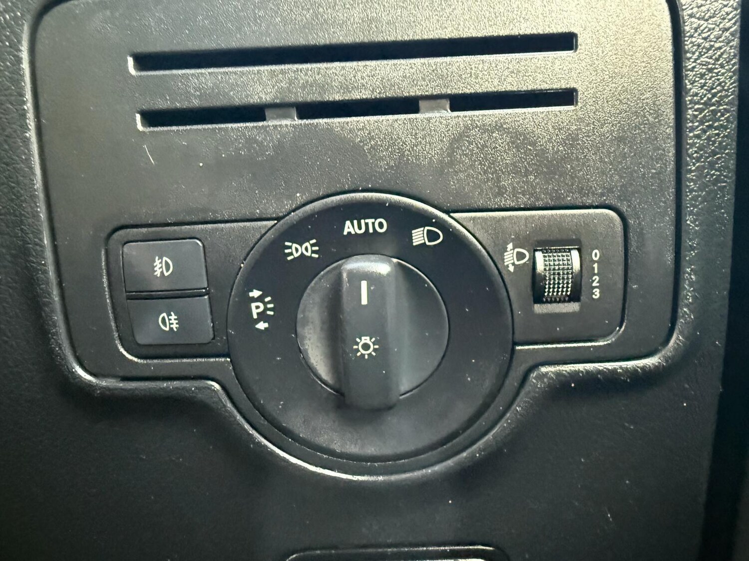 Used Mercedes-Benz Vito 2021 for sale - 77783877: Photo 18