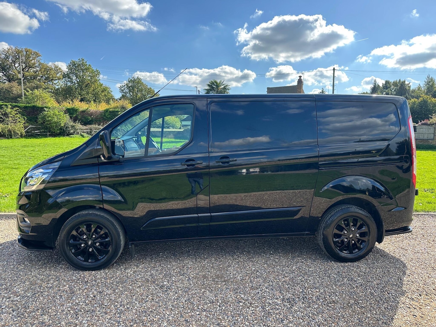 Used Ford Transit Custom 2019 for sale - 76122348: Photo 2