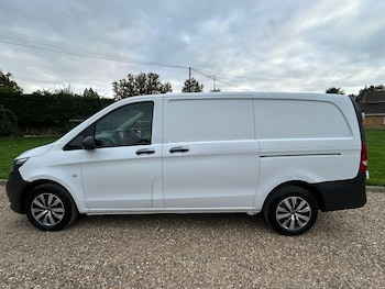 Used Mercedes-Benz Vito 2022 for sale - 76199673: Photo
