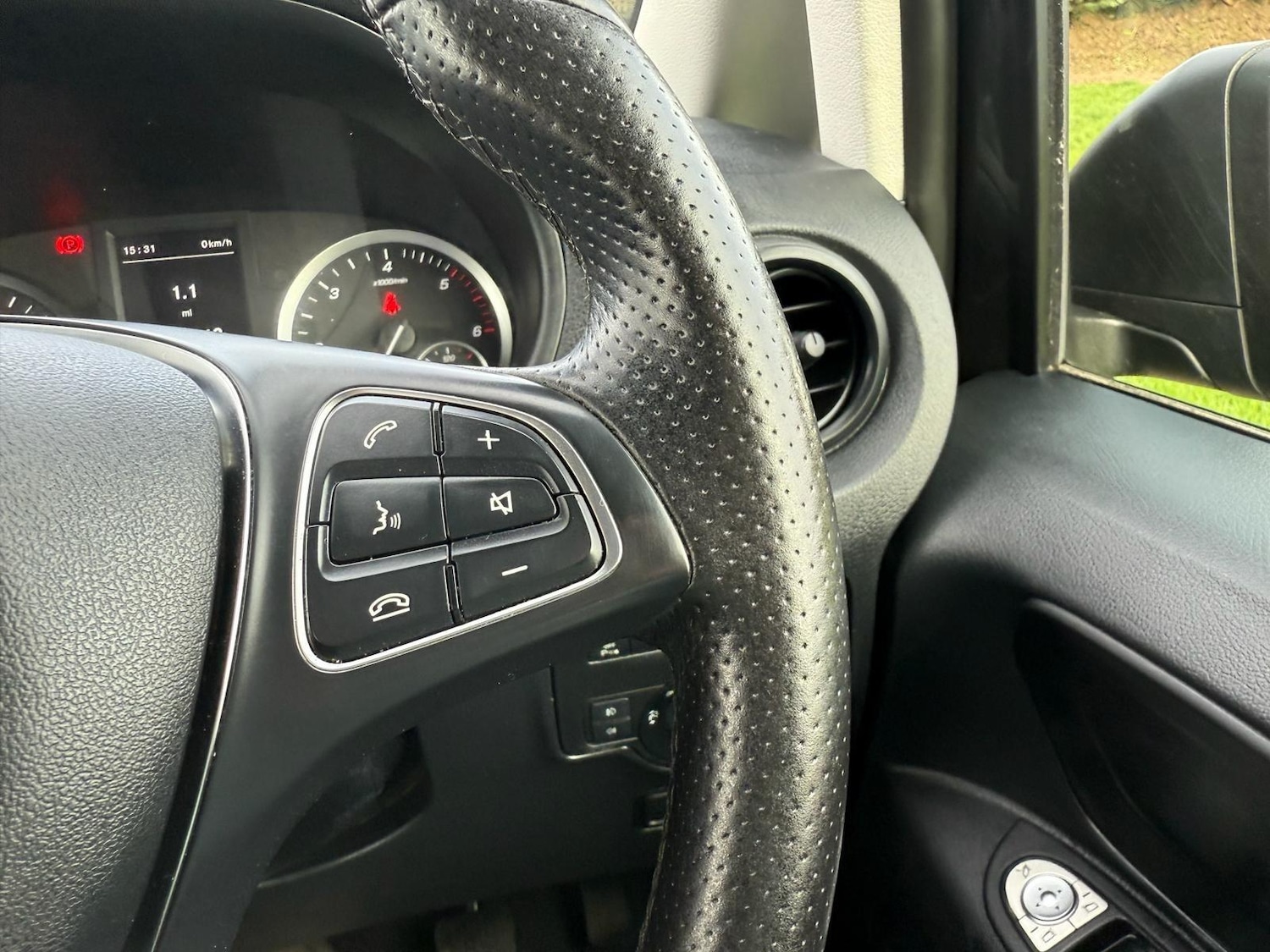 Used Mercedes-Benz Vito for sale - 77883373: Photo 19